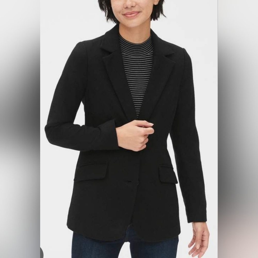 PRISTINE GAP Modern Blazer